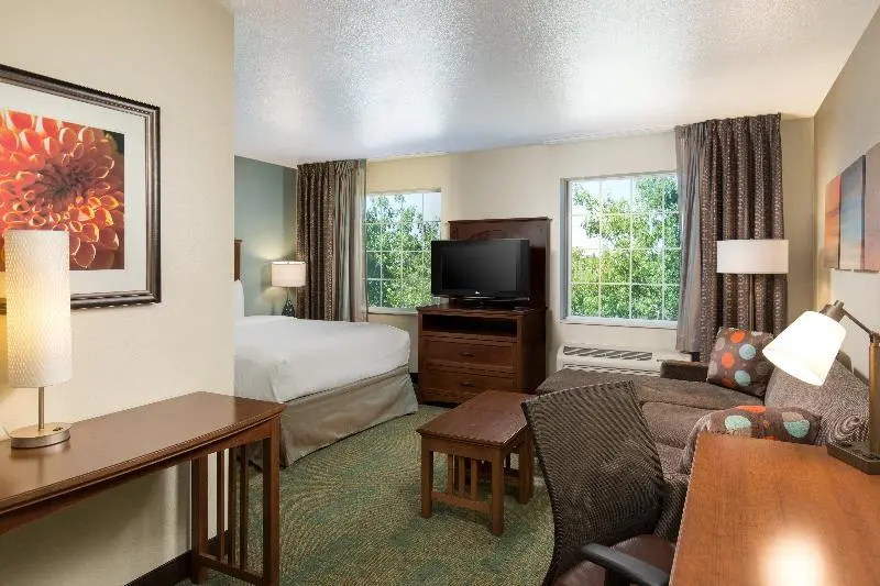 Staybridge Suites Sacramento Airport Natomas, an IHG Hotel - Chambres