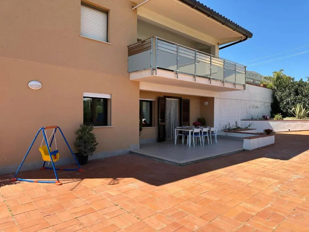Villa FIORENZA - 100 mt dal Mare