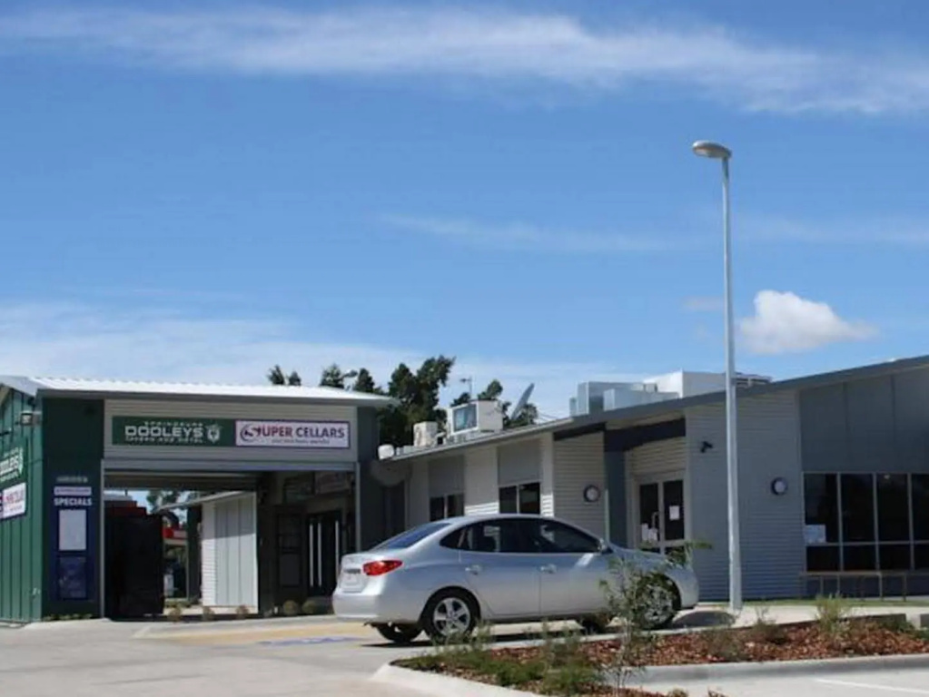 Dooleys Springsure Tavern and Motel