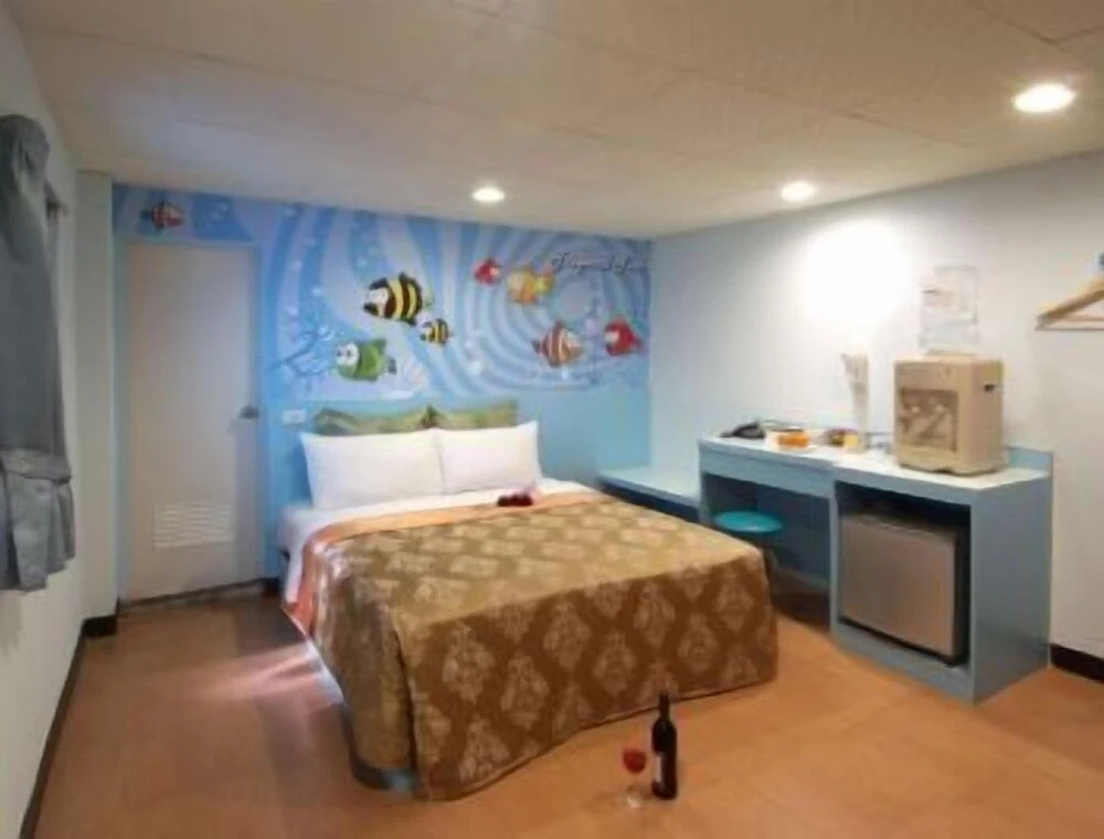 Premier room