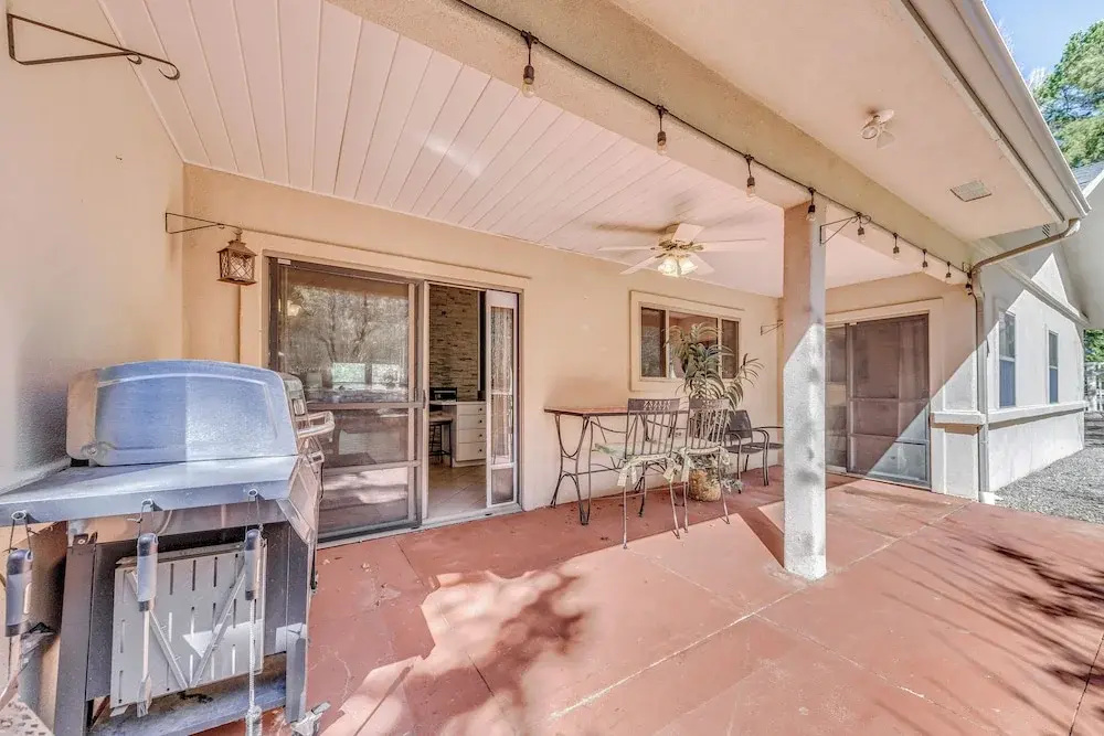Charming Home w/ Patios, Near Ruidoso Downs Casino