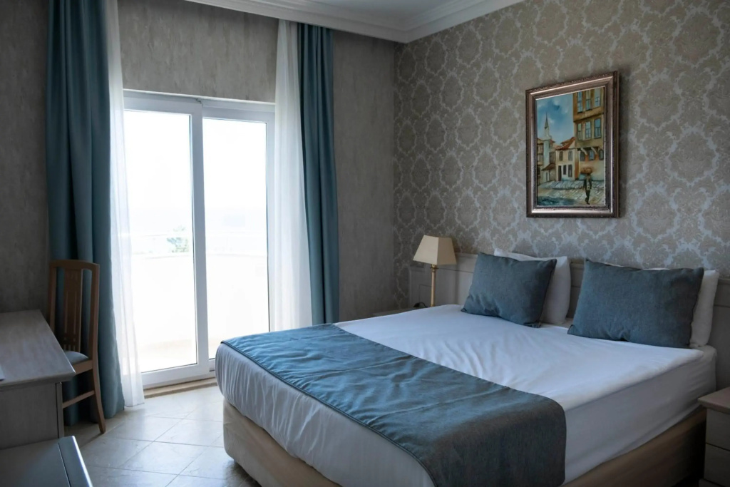 Отель XL Hotels - фото 4