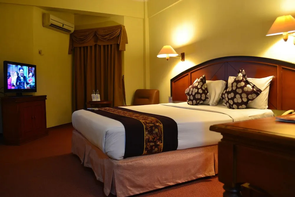 Mega Matra Hotel - Chambres
