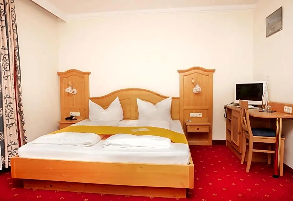 Economy room