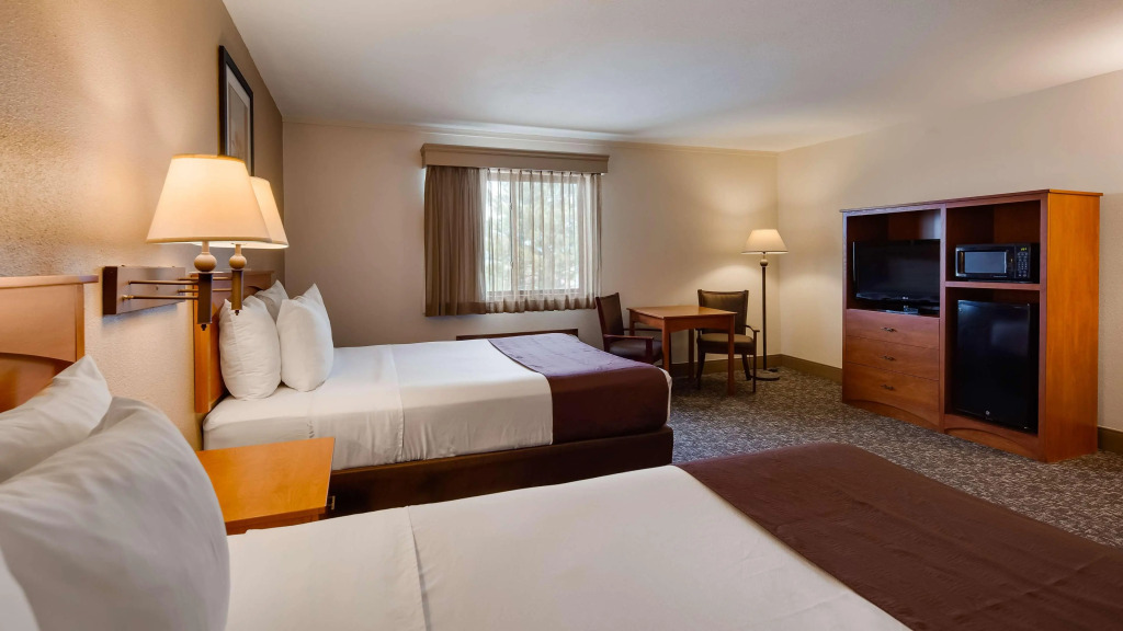 Best Western West Hills Inn — фото 3