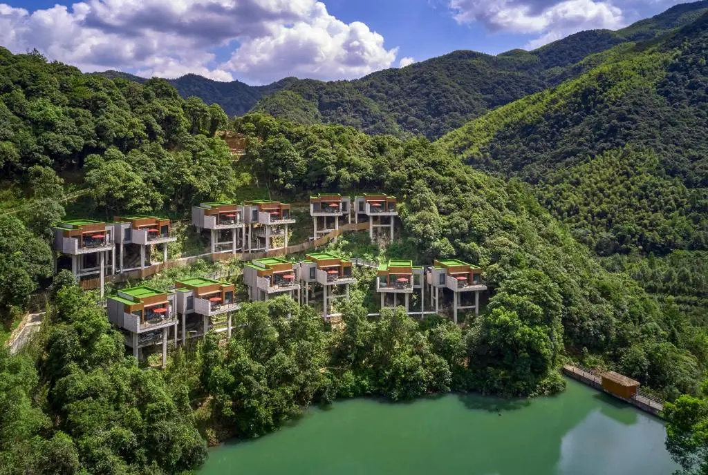 Villa with lake view