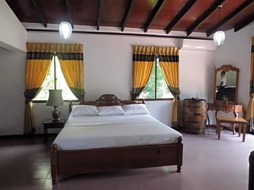 Oruthota Chalets