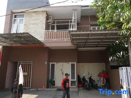 SPOT ON 93611 Kost Pak Suyatno Syariah 2