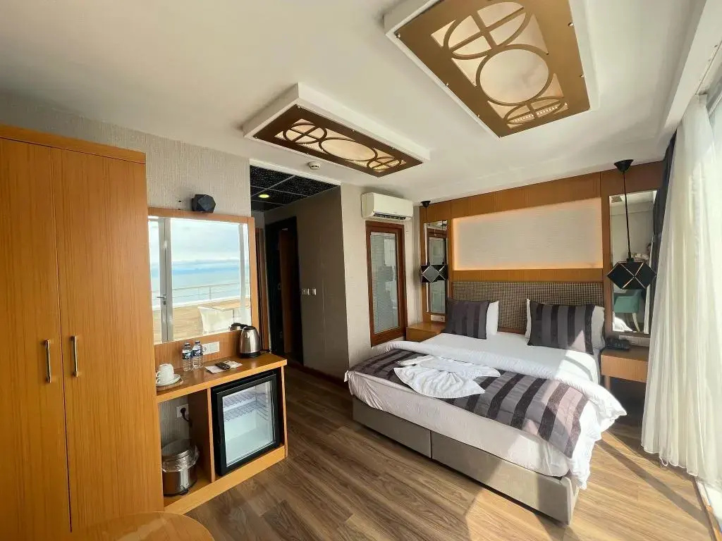 Hotel photo 12