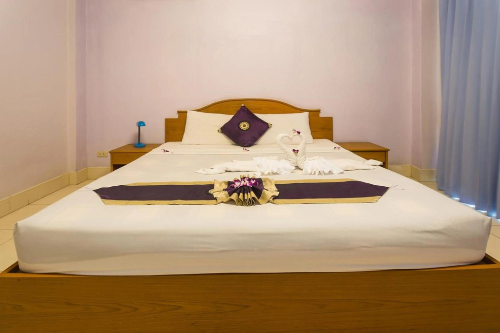 "room in Guest Room - Guesthouse Belvedere - Only Minutes From Patong Beach, Delightful Room for 2"