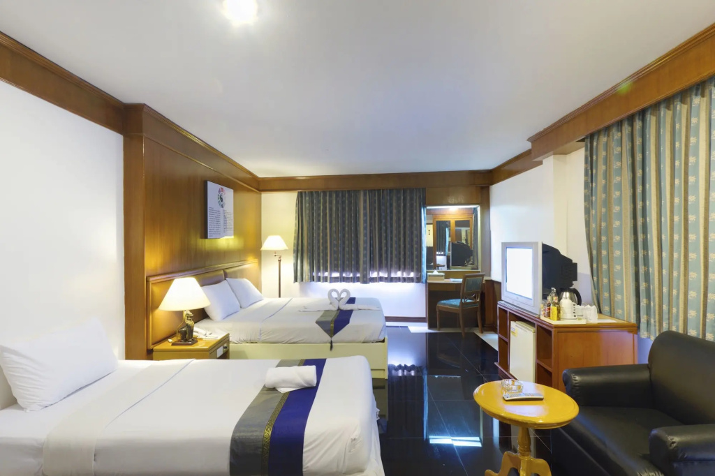 Отель Silom Avenue Inn в Бангкоке