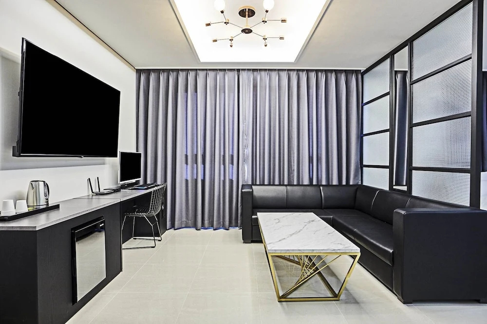 Standard Double Family room (twin beds)