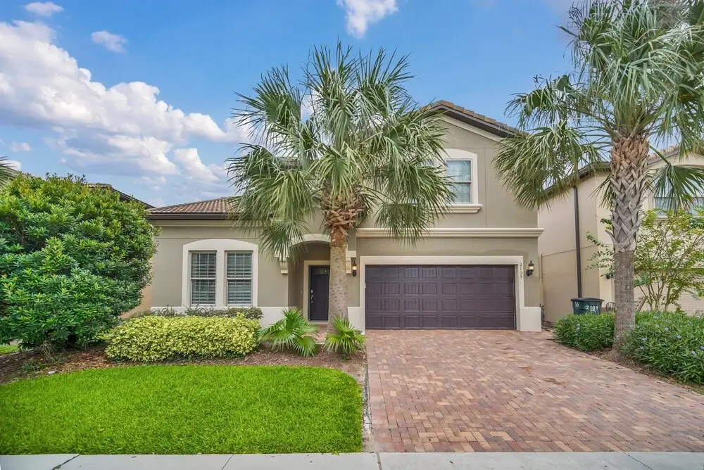 Luxury MultiFamily Gem ~ Mins to Disney ~ Pool/Spa