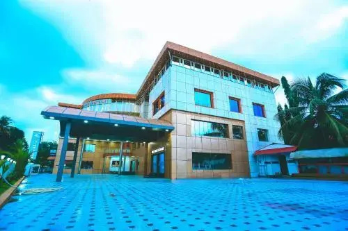 Hotel white city