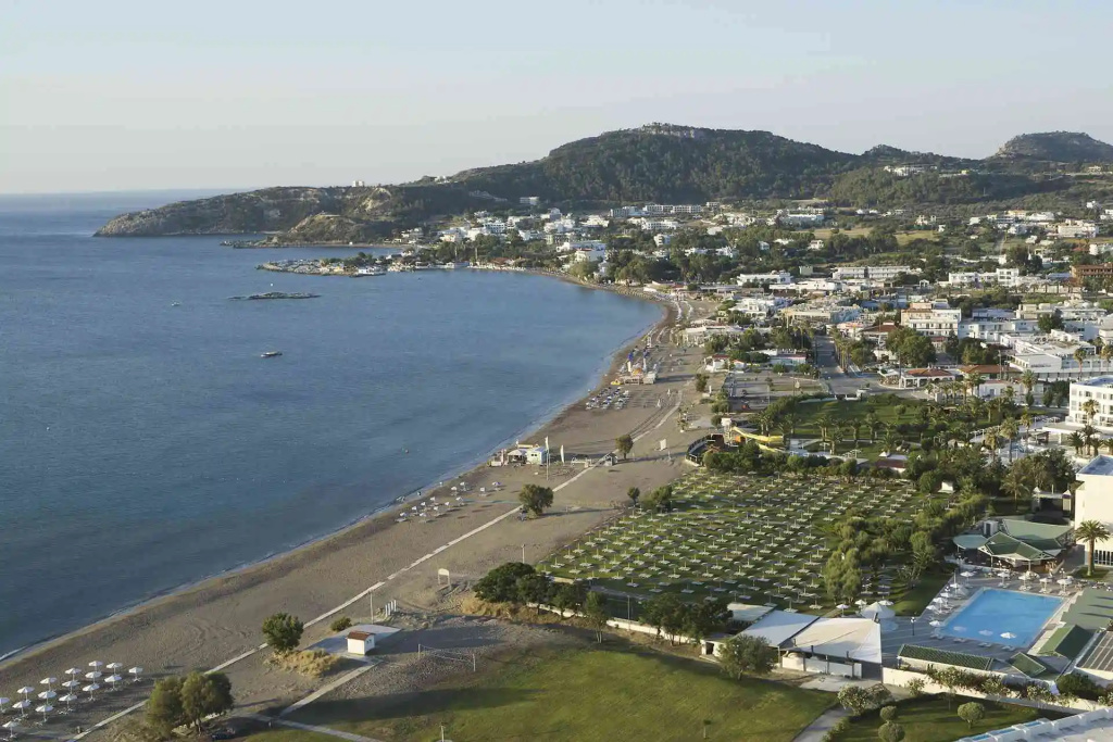 Beach & Waterfront