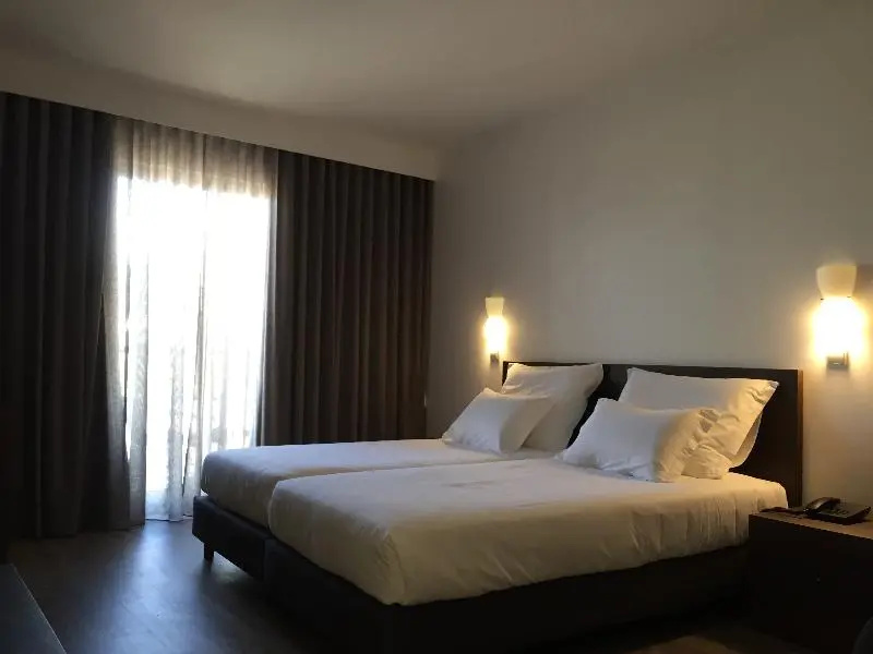 Hotel Euro Moniz - Chambres