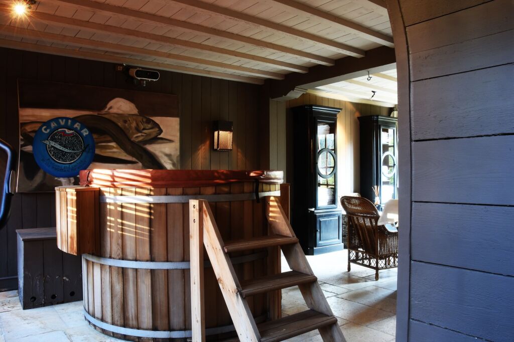 The secret garden luxury suites by null