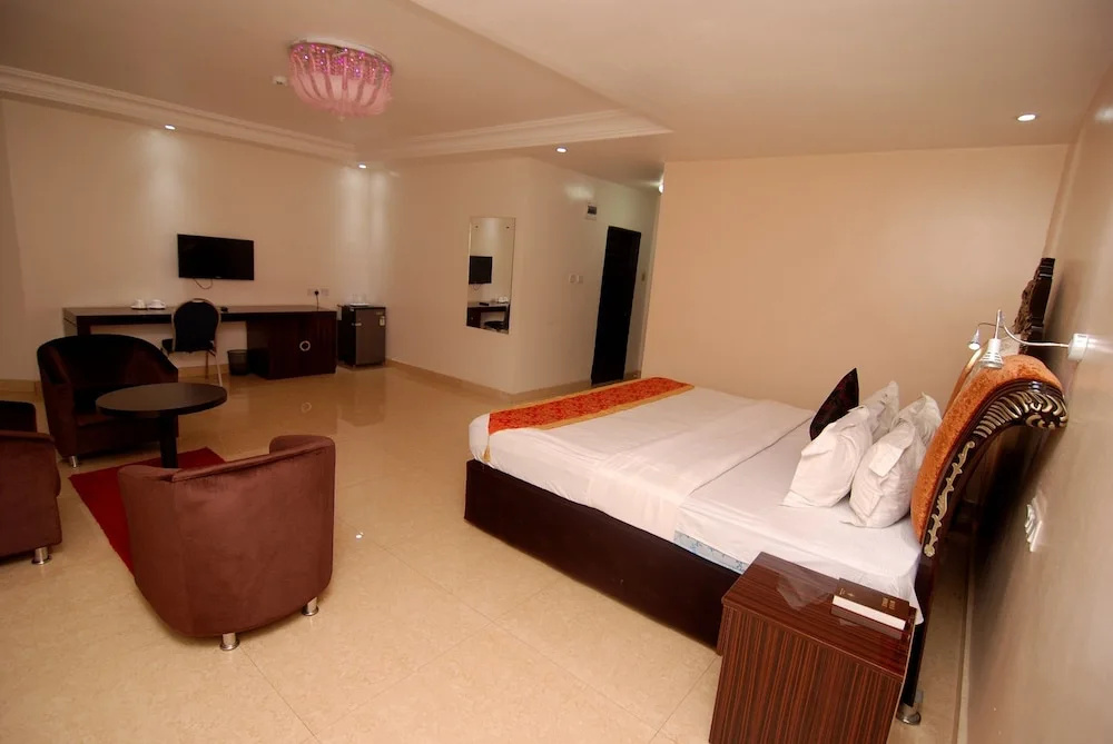 Premier Double room (full double bed)