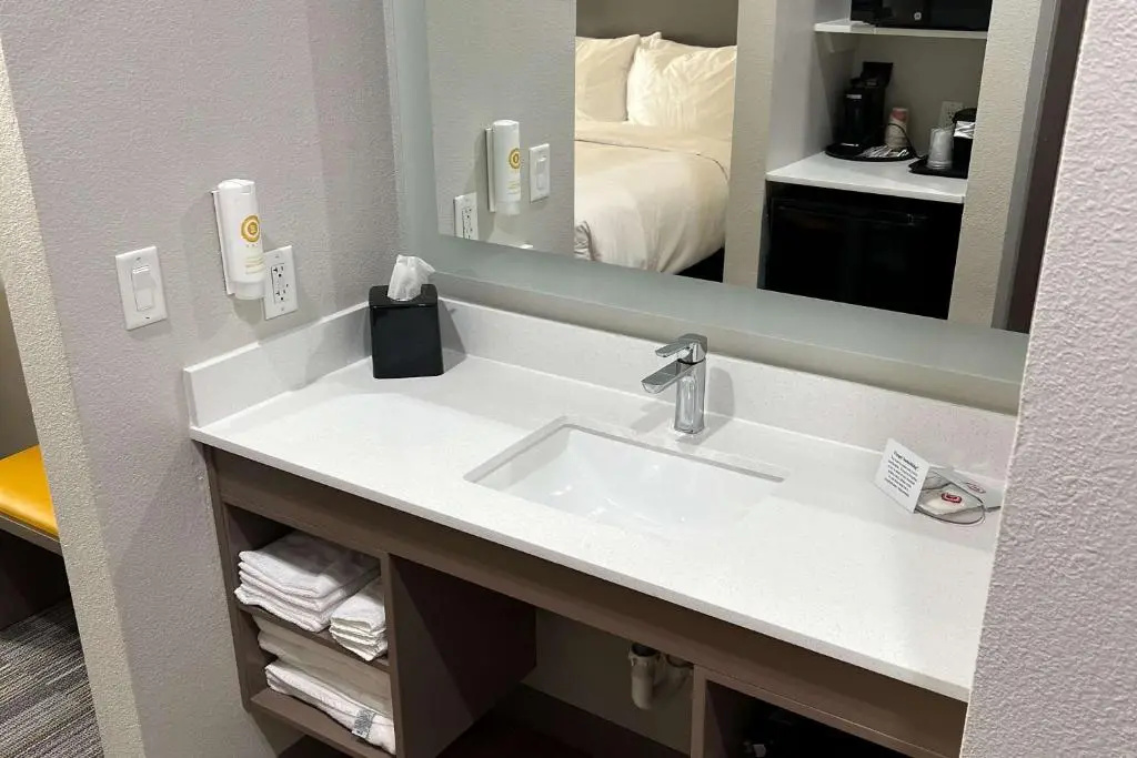 Quadruple Suite