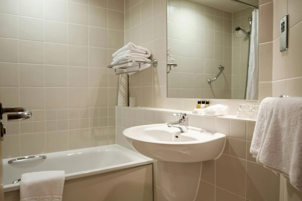 Red Lion Hotel, Hillingdon - Général