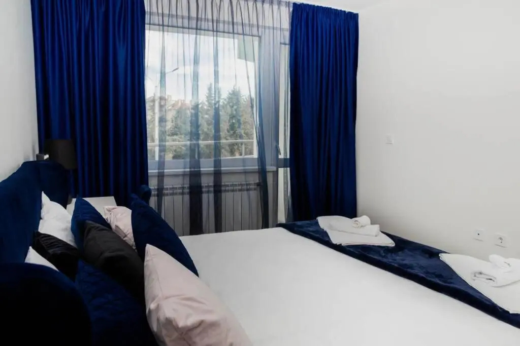 Super luxurious & spacious designer apartment.