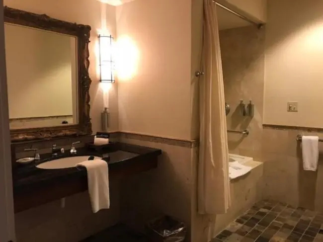 Tradewinds Carmel - Chambres
