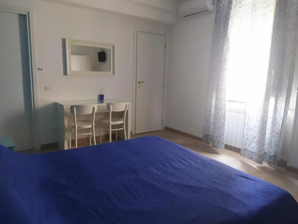 Barnet House Lamezia - Chambres