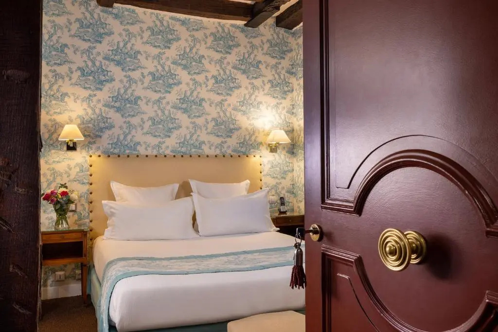 Relais Hotel Du Vieux Paris 61