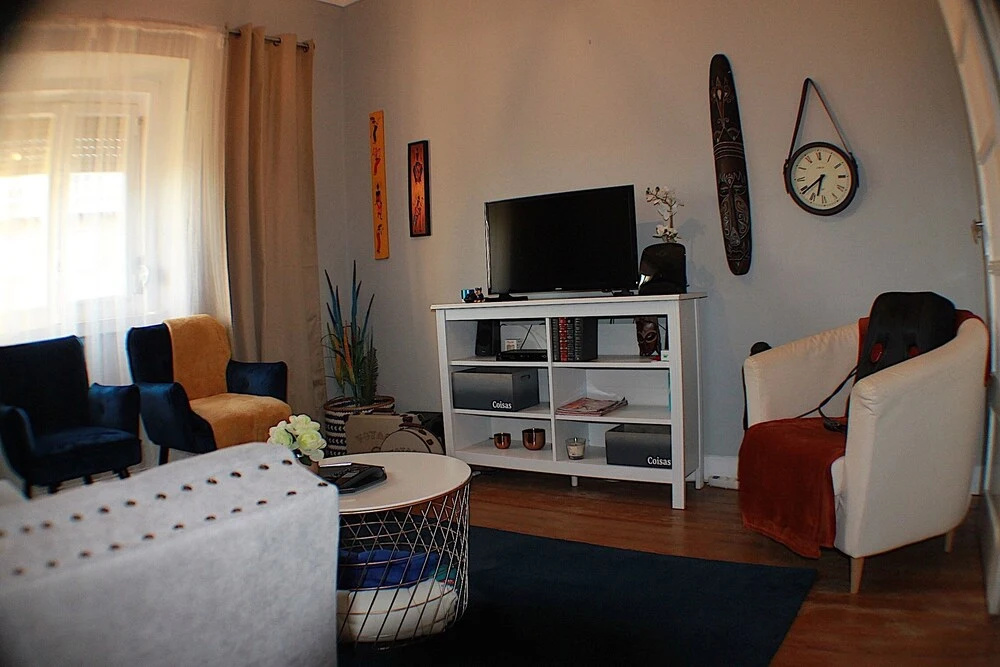 4 Bedrooms Apartment with balcony