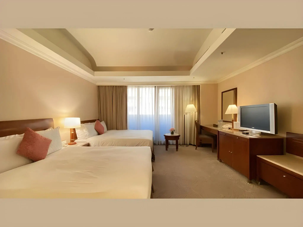 Monarch Plaza Hotel - Général