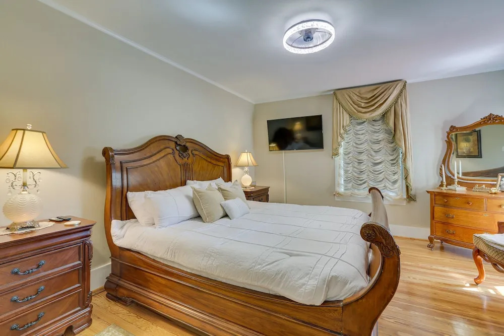 Danville Retreat w/ Hot Tub & Cozy Fireplace! — фото 4