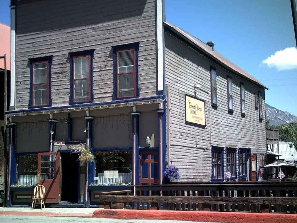 The Forest Queen Hotel