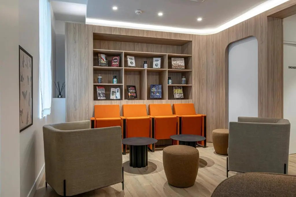 Dantan Hotel — фото