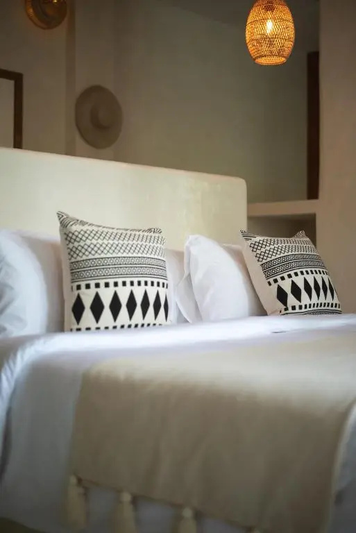 Отель White Goose Boutique Hotel в Керобокан Келоде