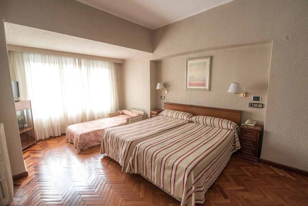 Hotel Colón - Chambres