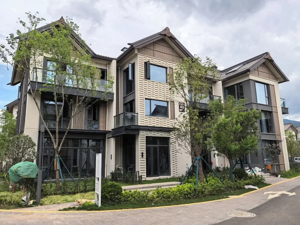 Longquan Royal Villa