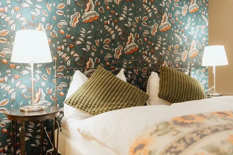 Double Suite (twin beds)