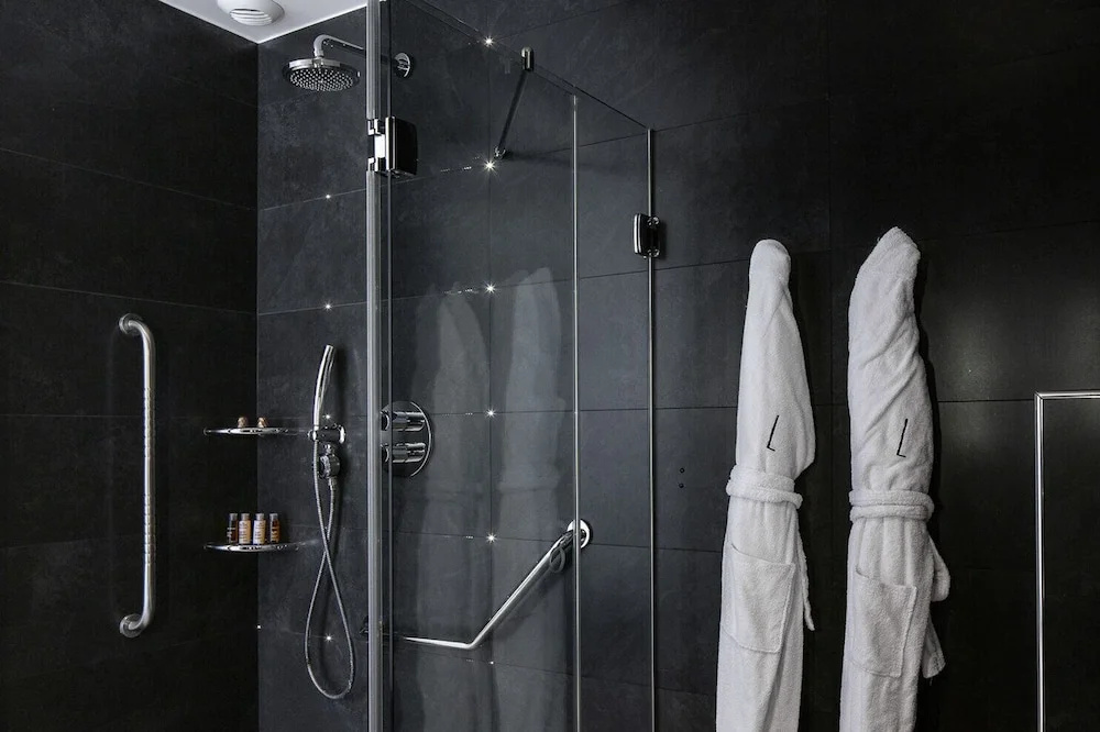 Lyric Hotel Paris 79