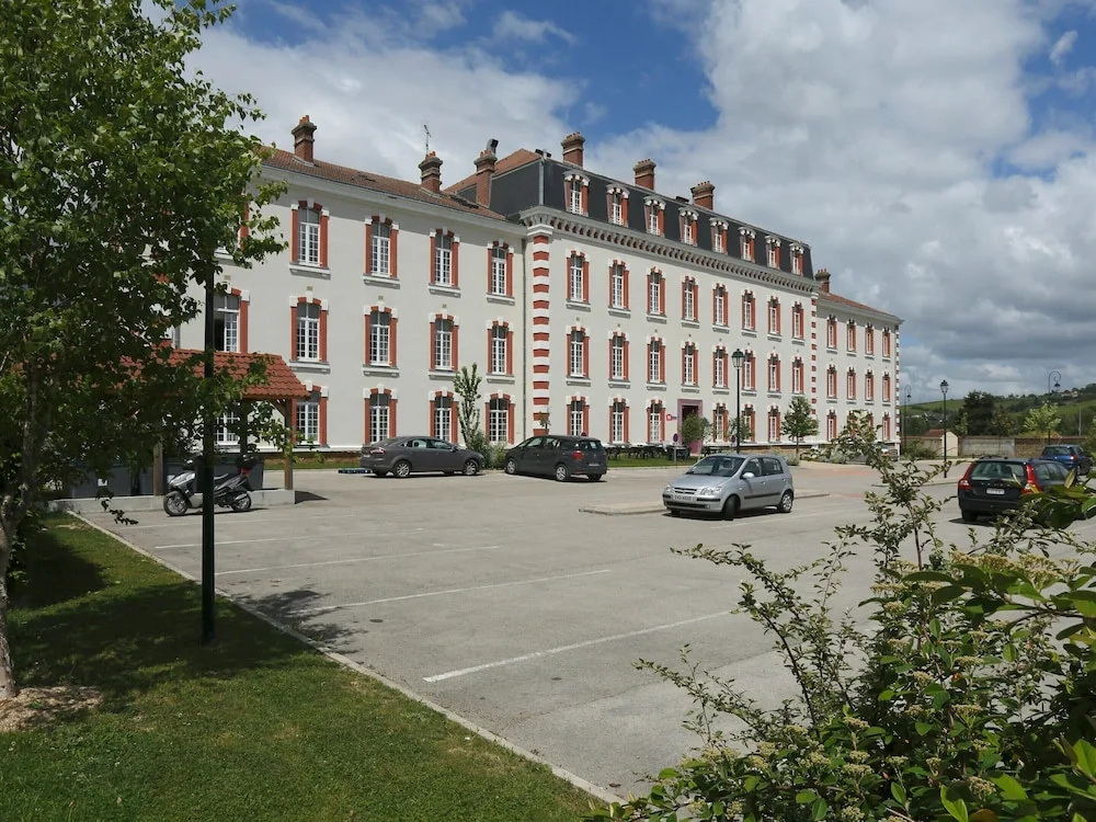Voir la photo 1 — Epernay Vineyard Stay for 3 Guests