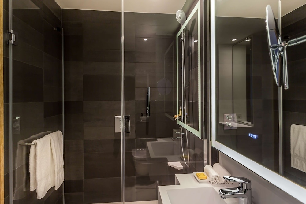 Hyatt Regency Paris Etoile Hotel 43