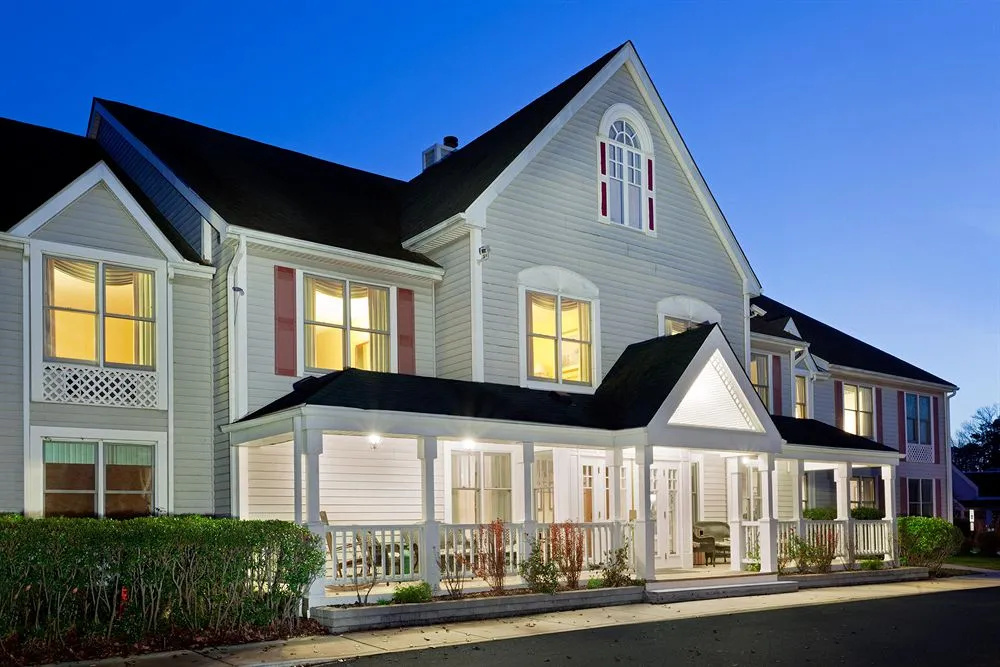 Country Inn & Suites by Radisson, Millville, NJ