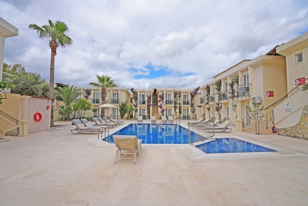 Ömer Aybak Beach Hotel
