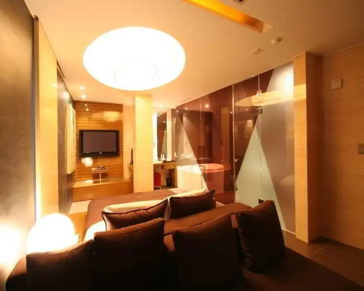 Hotel Tria by null