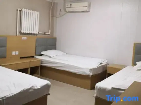 Bed in Dorm (male dorm)