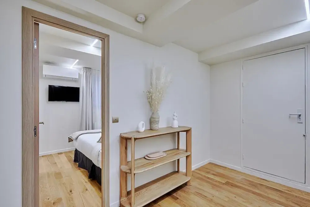 Superb New Apartement Le Marais Place des Vosges — фото