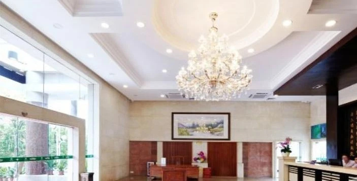 Lobby & Reception