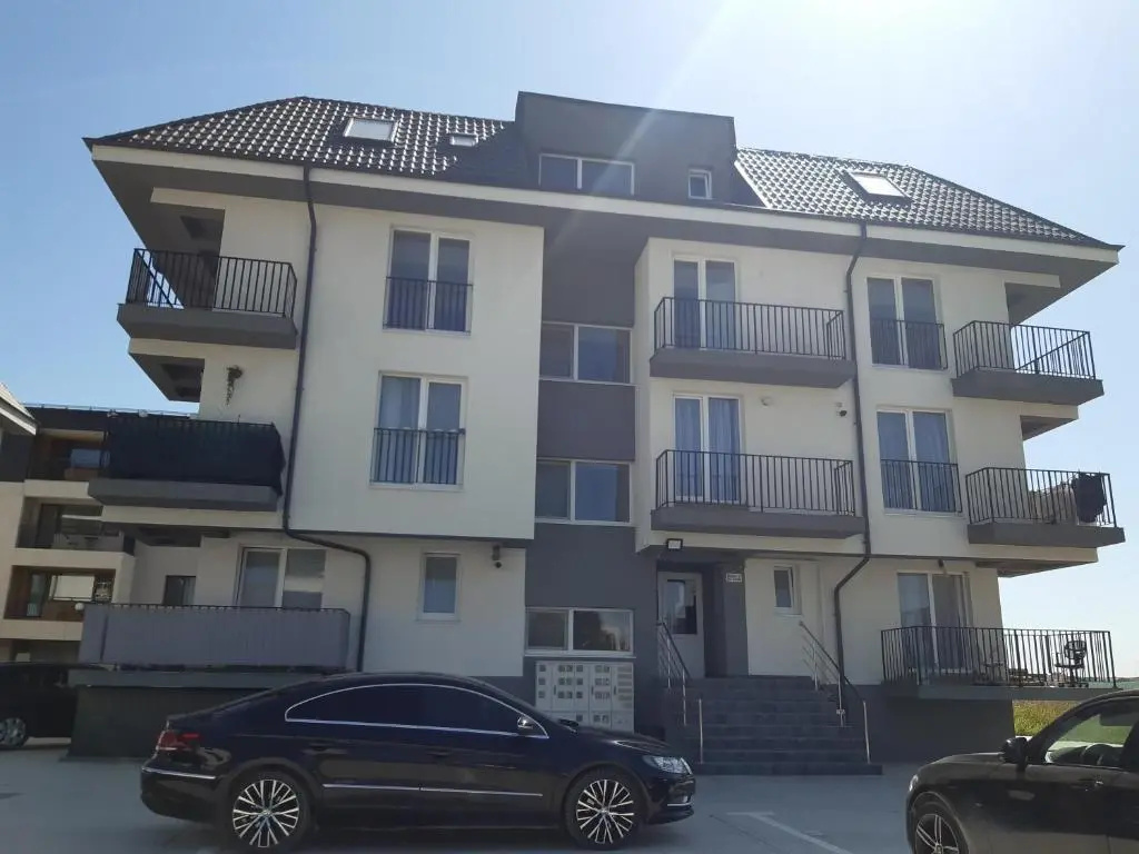 2 Rooms Apartment Otopeni free parking
