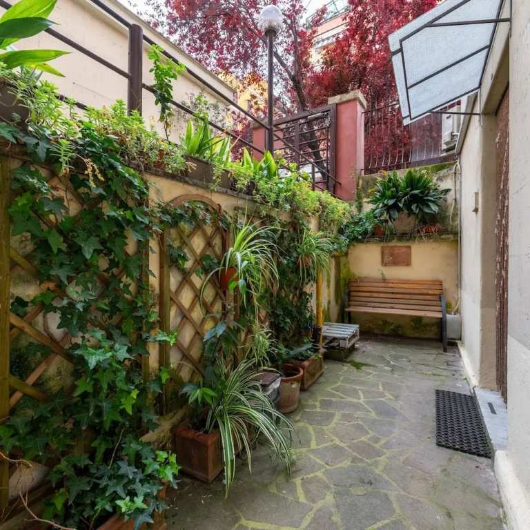 Cipro Flat in Rome With 1 Bedrooms and 1 Bathrooms