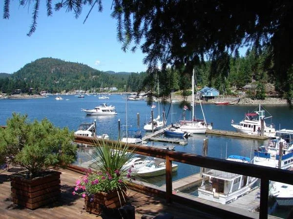 Beach & Waterfront