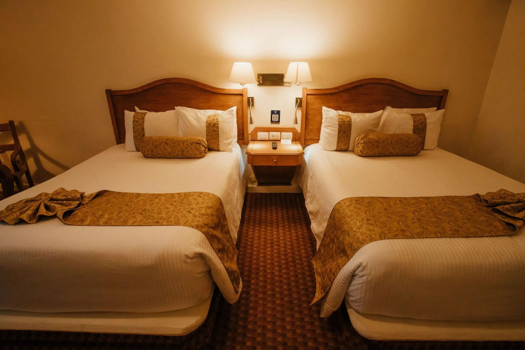Hotel Misión Grand Juriquilla — 5